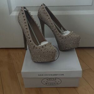Steve Madden Gold Embellished Heels